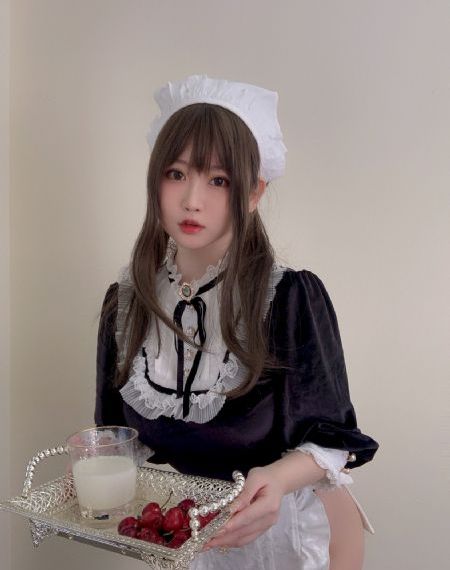 四虎伊人