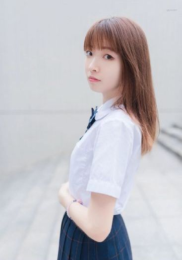 李彩谭妈妈的职业